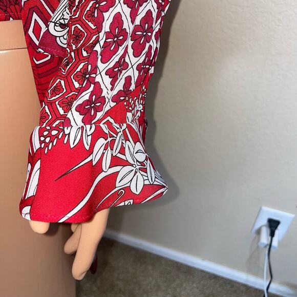 Sunny Leigh top blouse button wrap red/white crinkle material trumpet sleeves SM - Picture 5 of 11